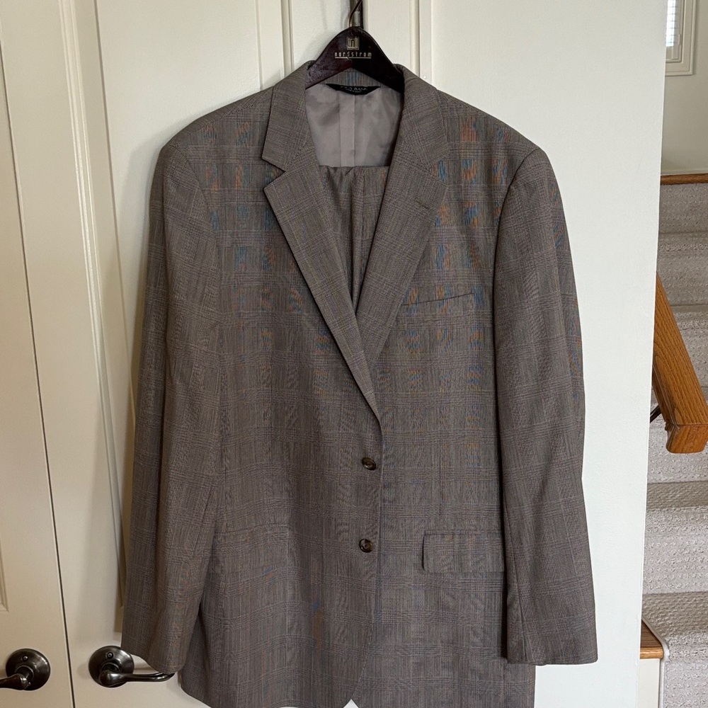 Men’s Plaid Suit